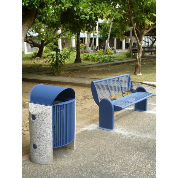 Surface Mounted 120L Garbage Bin , Metal Trash Can With Two Galvanized Plate Liners