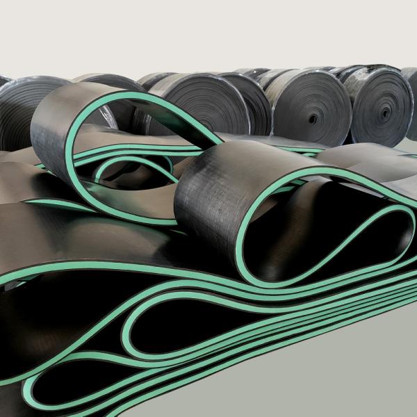 Neoprene Rubber Skirting Board with 70 Shore A Hardness 300% Elongation at Break and 2.5 ~ 6.0 Mpa Tensile Strength