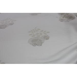 Moisture Proof 200gsm Polyester Jacquard Knitting Fabric With Rose Pattern