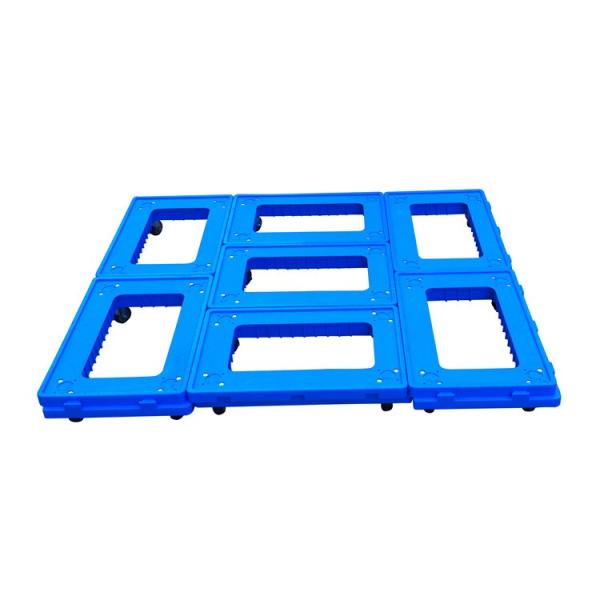 Small collapsible plastic crates for fruits and vegetables