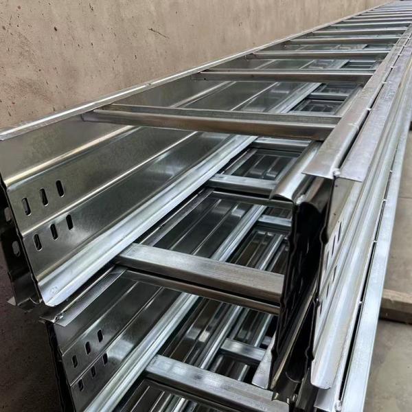 Height L 50mm 150mm Ladder Tray With Fire Resistance Load Capacity Light Duty Heavy Duty