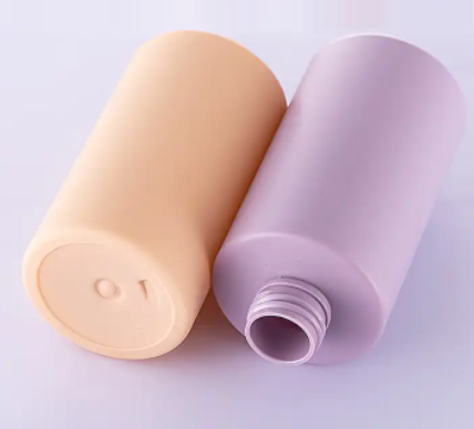 Custom Color Logo Soft Touch Shampoo Lotion Pump Bottle Recyclable Plastic Cosmetic Bottle