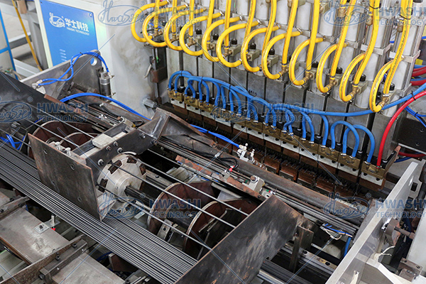 Hwashi Automatic Wire Machine Wire Mesh Deck Shelving Automatic Production Line