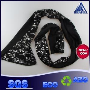 China Black Seamless Skull Winter Knitted Scarf For Men Embroidery Logo Available wholesale