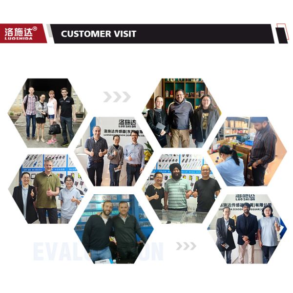 Ultra-thin Diffuse Photoelectric Sensor Flush Mount NPN 12-24V DC IP66 2-30mm Sensing Distance