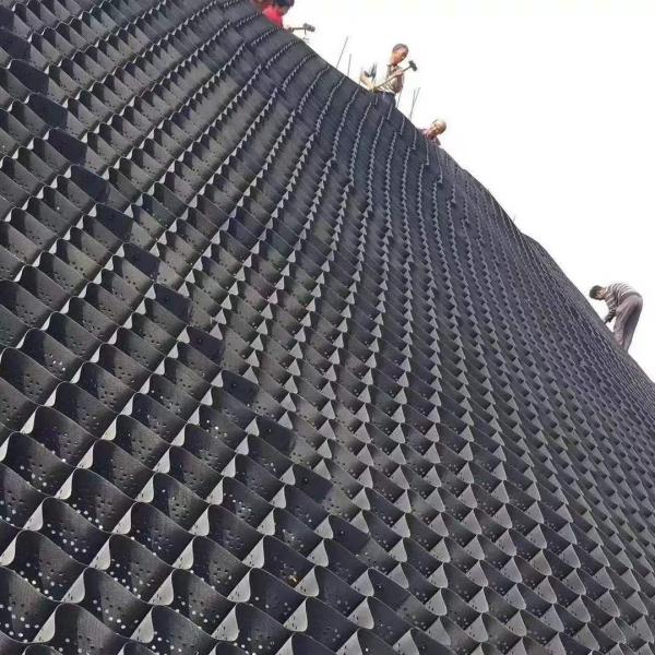 50mm-250mm Green Smooth HDPE Geocell for Slope Protection Improve Slope Performance