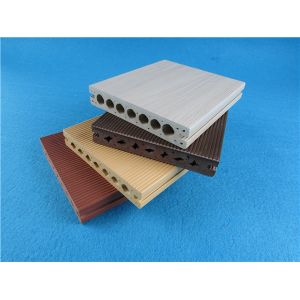 Outdoor Flooring Strong WPC Composite Decking Light Decking Floor