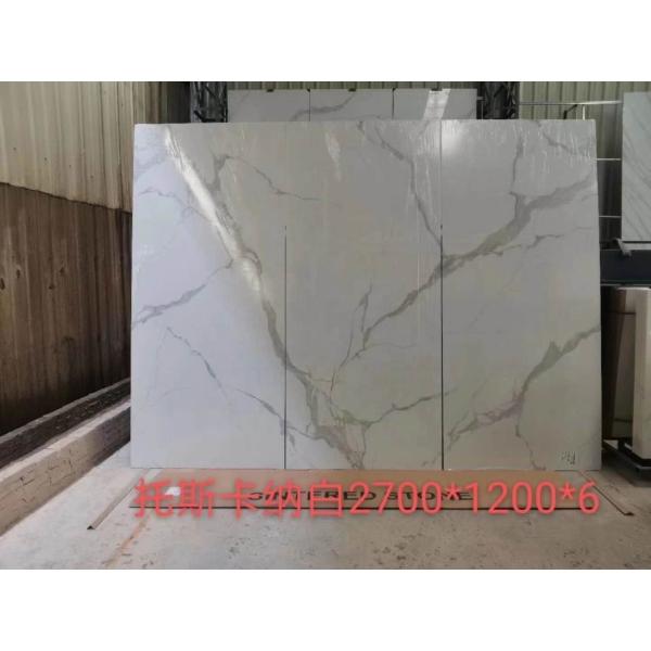 Anti-slip Groove Steps Calacatta Patterns Sintered Stone Stairs with Led Lighting