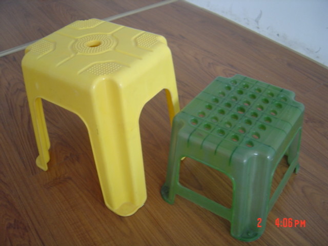 China MZ900MD Plastic Injection Molding Machine For Thermoplastic Chair And Table on sale