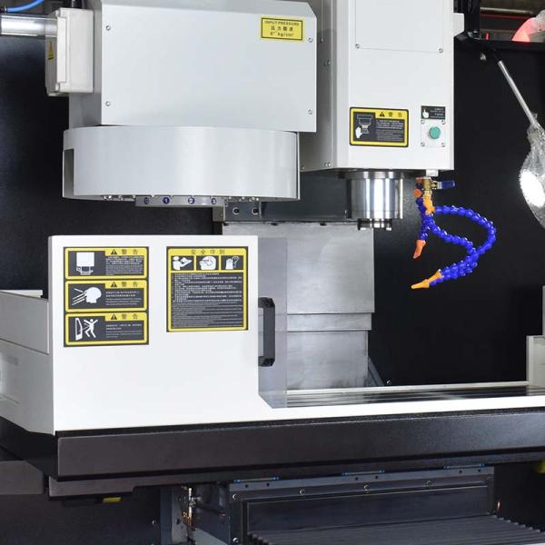 Vertical Precision CNC Machining Center 0.01mm Positioning Accuracy