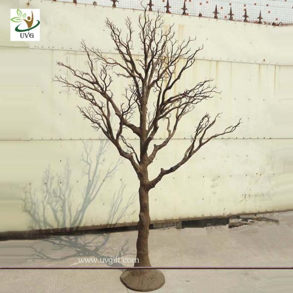 UVG white plastic model artificial trees with dry tree branches for christmas decoration DTR35
