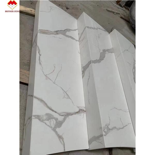 Anti-slip Groove Steps Calacatta Patterns Sintered Stone Stairs with Led Lighting