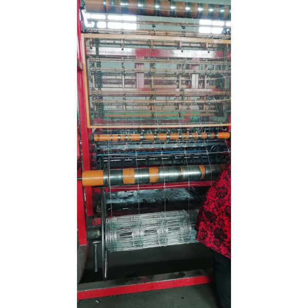 Galvanized Reasonable Design Custom Wire Mesh Field Fence In The Farmland