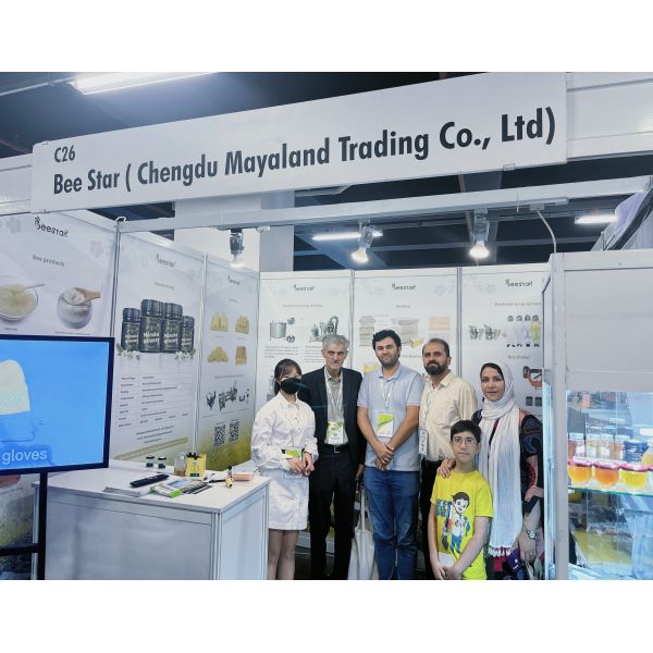 Long Handle Horsehair Bee Brush Two Double Rows in Yellow Color for Beekeeping