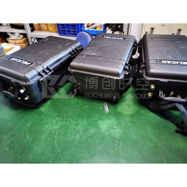 Pull rod box UAV driving equipment 433MHz / 915MHz / 1.2g/2.4g/5.8g multi band UAV jammer 500-1500m drives away UAV