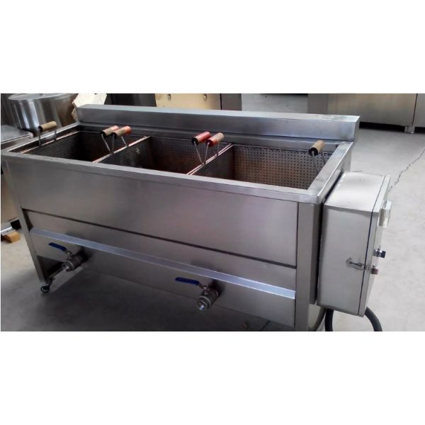 Small Scale Vegetable Blanching Equipment , Semi Automatic Potato Blanching Machine