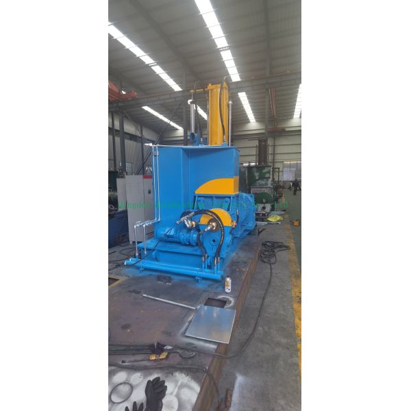 Small Capacity 25L Rubber Kneader With Turning Over Device