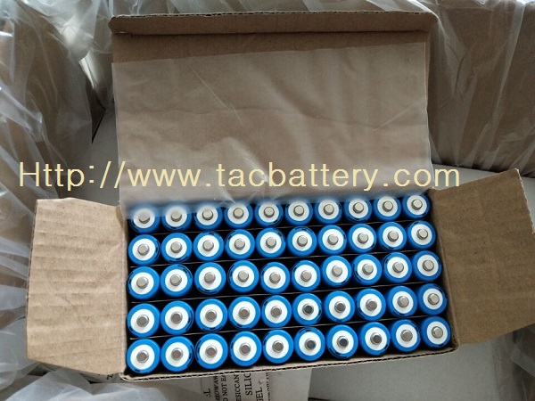 Lifepo Battery Lithium Ion Phosphate 3.2v LiFePO4 Battery 1100 / 1300 / 1500mAh