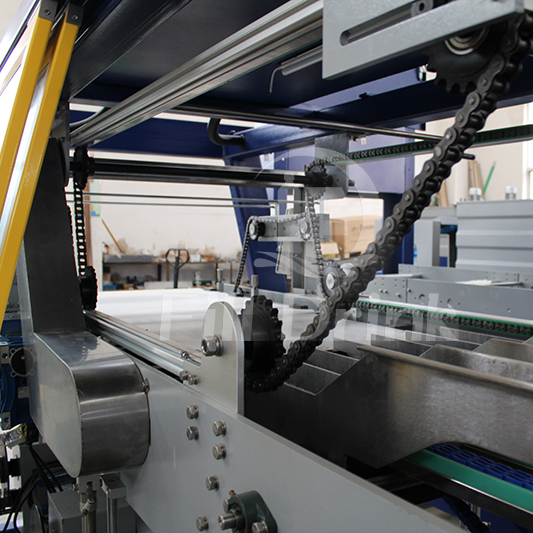 Straight Linear Type Printed Automatic Shrink Wrap Machine For Beverage