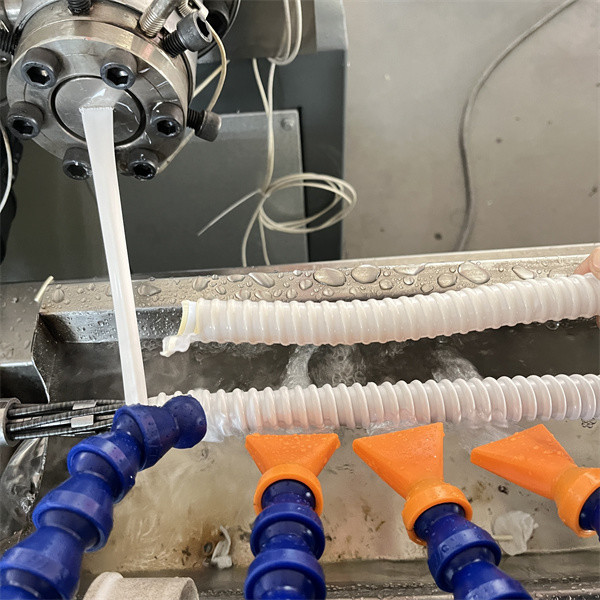 Corrosion Resistant PVC Water Pipe Machine , Flexible Pipe Making Machine Extruder