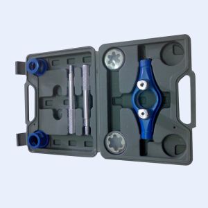 China Mallealbe Iron Steel Manual Conduit Tools Electro Galvanized Handle wholesale