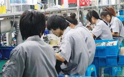 100dB High Gain Signal Booster for CDMA GSM 850/900mhz Cellular Network Coverage