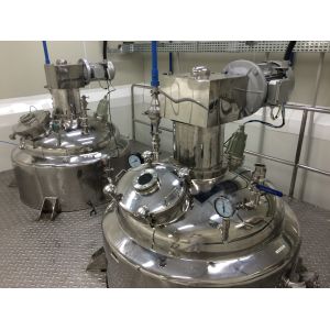 China Medicine Mixing Tanks With Agitators on sale