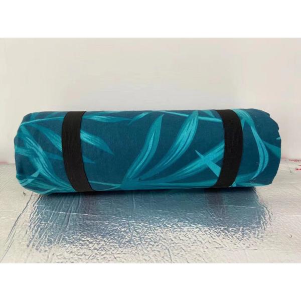 Customize Polyester Folding Picnic Mat Soft Beach Blanket Moisture Proof