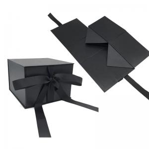 China Custom Magnetic Paper Box Foldable , Gift Packaging Black Collapsible Paper Box on sale