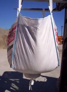 China Four-Panel Industrial Polypropylene Big Bag FIBC For Pellets Transportation on sale