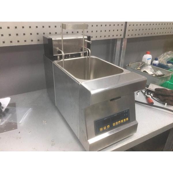 8L Table Top Style Auto Lift 3KW Electric Digital Open Deep Fryer