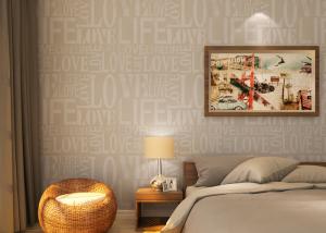 China 0.53*10M Modern Non - woven Wallpaper , Fashion LOVE English Letters Wallpaper wholesale