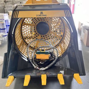 China Excavator Attachment Rotating Screening Bucket Rotating Screening Bucket Excavator Rotating Screening Bucke Crusher Bucket For Sale wholesale
