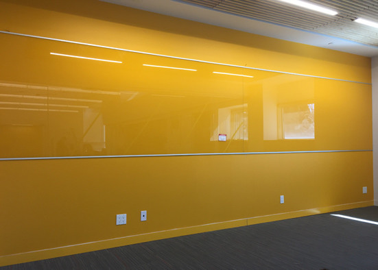 Surface Smooth Lacobel Painted Glass Environment Friendly Various Colors Available