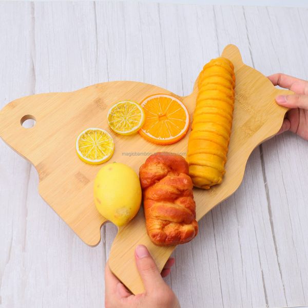 Sustainable Bamboo Cat Shaped Cutting Board Wooden Serving Board Kitchen Chopping Board 38.2*33.1*1.6cm
