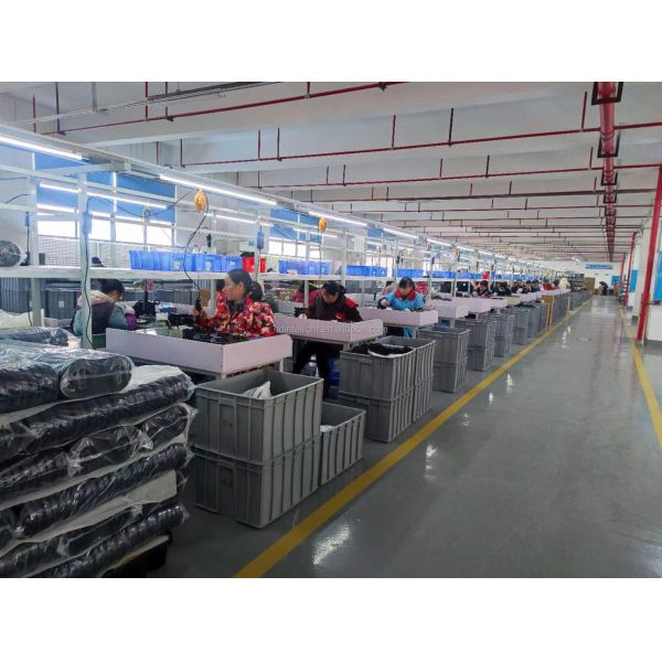 Household Window Glass Cleaning English Operating Intelligent Robot Window Cleaner Robot