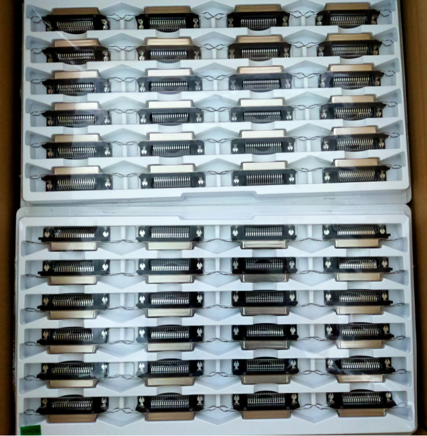 240 Pin SFP+ Fiber Optic Connector 2x6 Dual Port with Light Pipe