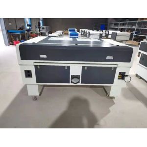 China Non Metal Mixed CO2 Laser Cutting And Engraving Machine on sale