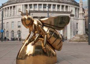 China Contemporary Art Titanium Finish Honey Bee Sculpture Corrosion - Stability wholesale