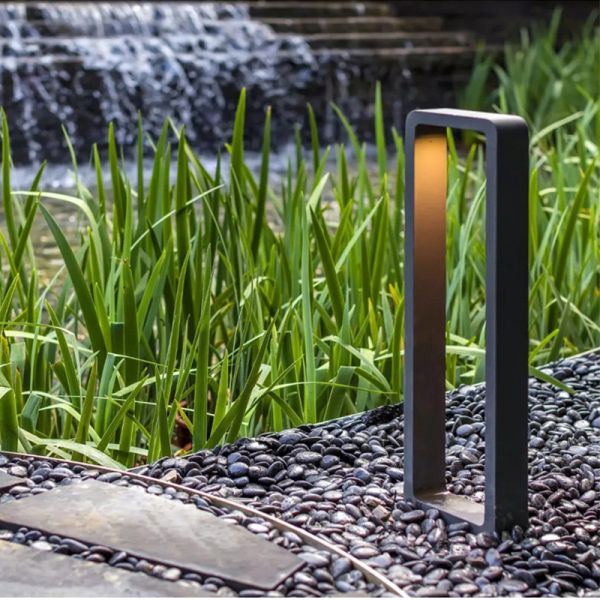 7W Waterproof Led Solar Garden Lights Integrated Square Pathway Village