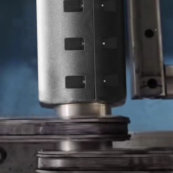 Φ76 High Torque Motor Drive Roller 48V 300W Double Sprocket Motorized Roller With Nylon Sleeve