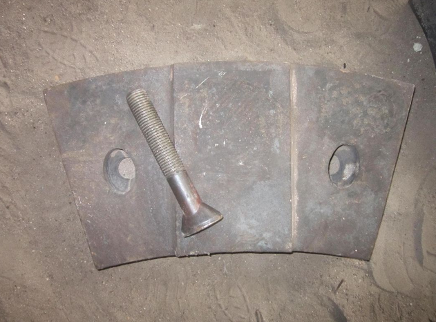 Energy Saving Ball Mill Liners / End Liner SiO2 Mill High Cr White Iron