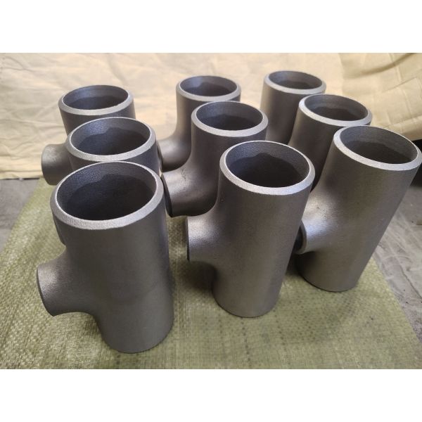 A403 WP304 SCH20 ANSI B16.9 Pipe Fittings Tees , Straight Tee Fitting