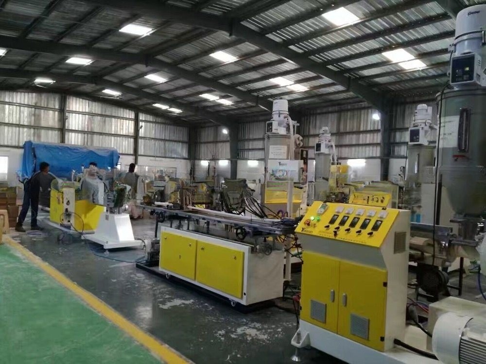 Advanced Technology Coextrusion PC LED Light Diffuser Profile Pipe Tube Making