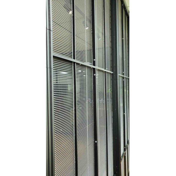 Outdoor SMD3528 Transparent LED Display Glass Window Video Display