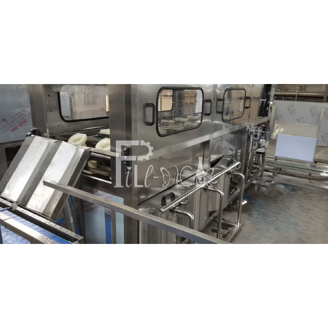 300BPH Automatic Plastic Bottle 3 Gallon 18.9L Bottled Water Filling Capping Machine